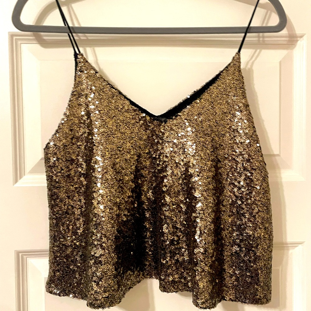 NWOT gold sequin top size xs